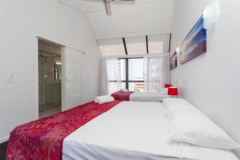 Broadbeach Travel Inn Apartments Gold Coast Exterior foto