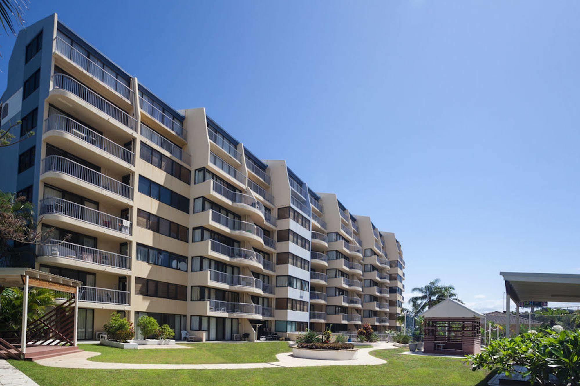 Broadbeach Travel Inn Apartments Gold Coast Exterior foto